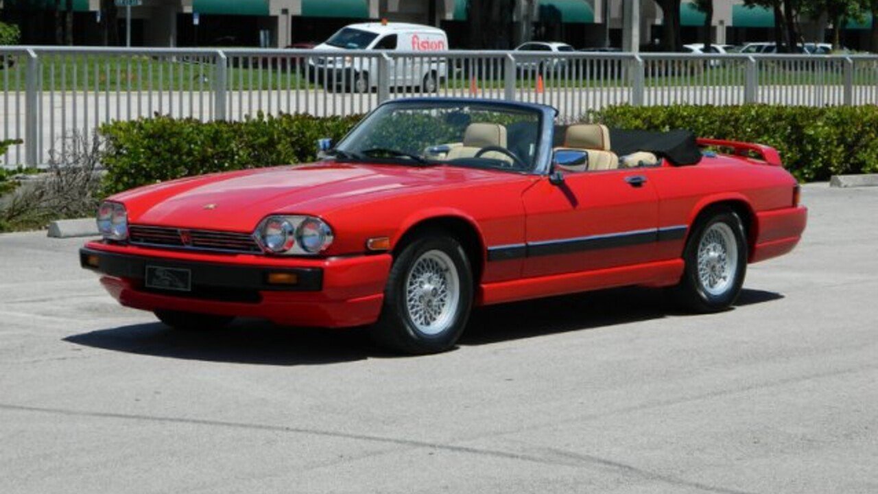 Jaguar xjs v12